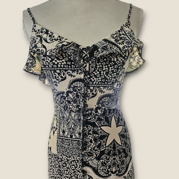 Black & Cream Pattern Maxi Dress - Picture 3 of 6